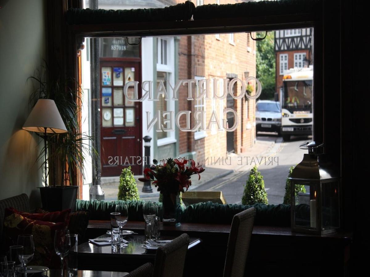 Gilbey'S Bar, Restaurant & Townhouse Bed & Breakfast Windsor Luaran gambar