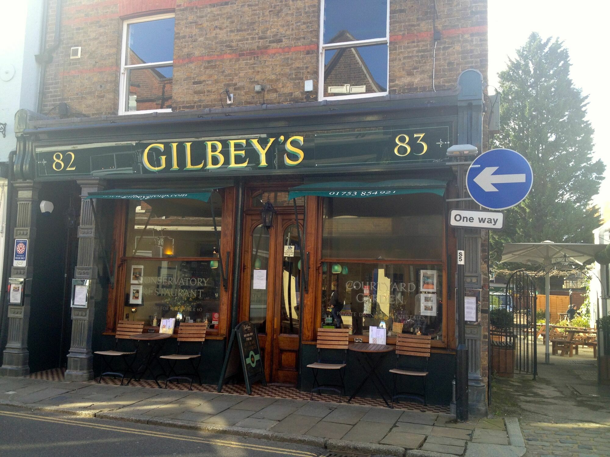Gilbey'S Bar, Restaurant & Townhouse Bed & Breakfast Windsor Luaran gambar